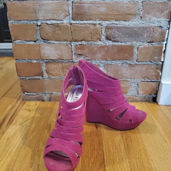 Pink Suede Wedges - Picture 3 of 5